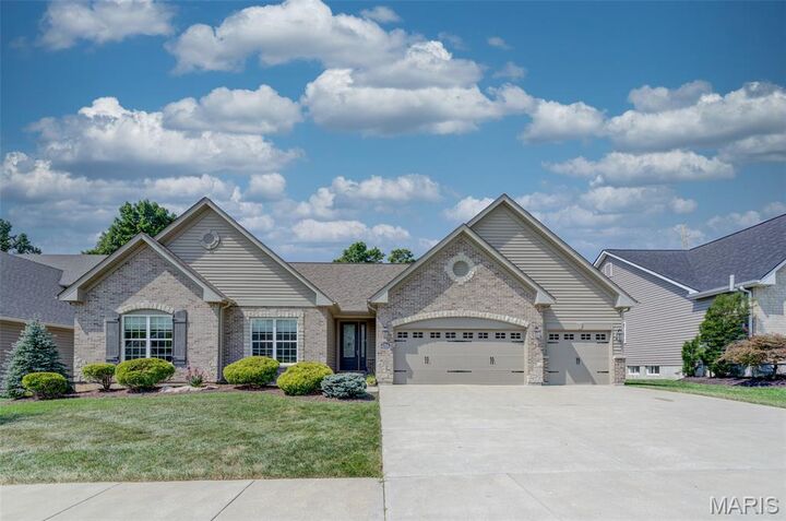Property Photo: 2704 Brook Hill Lane MO 63303