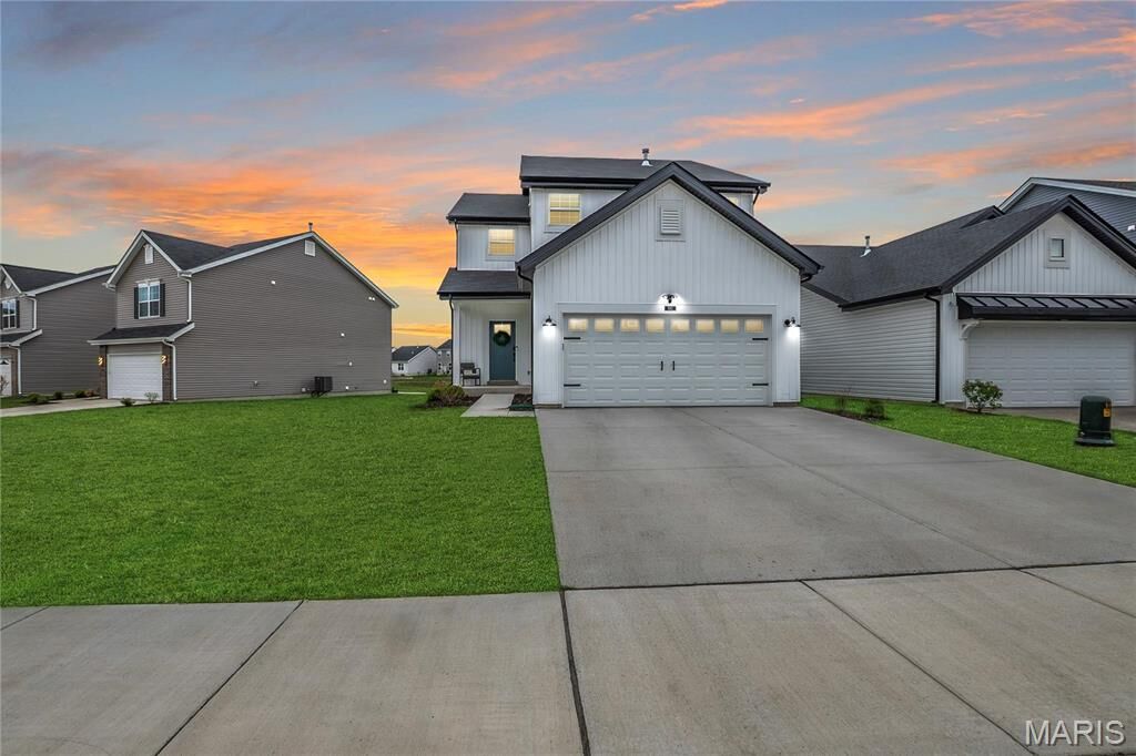 Property Photo:  191 Crestfield Court  MO 63301 