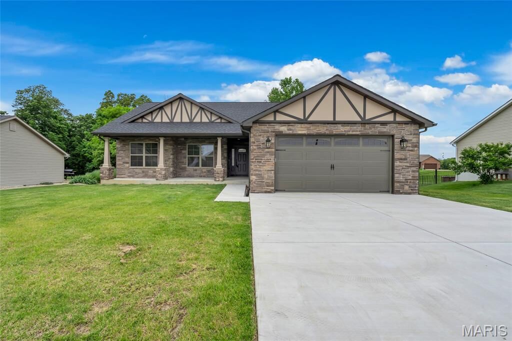 Property Photo:  419 Bluff Meadows Drive  IL 62295 