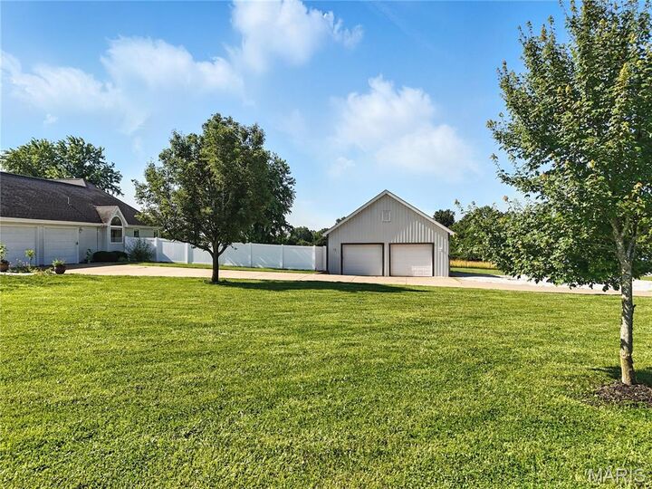 Property Photo:  1408 Elm Tree Road  MO 63379 