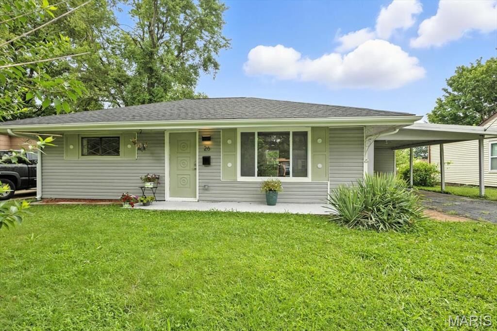 Property Photo:  26 Rissant Drive  MO 63031 