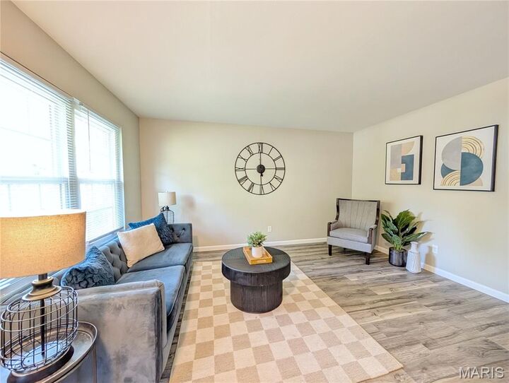 Property Photo:  2480 Teakwood Manor Drive  MO 63031 