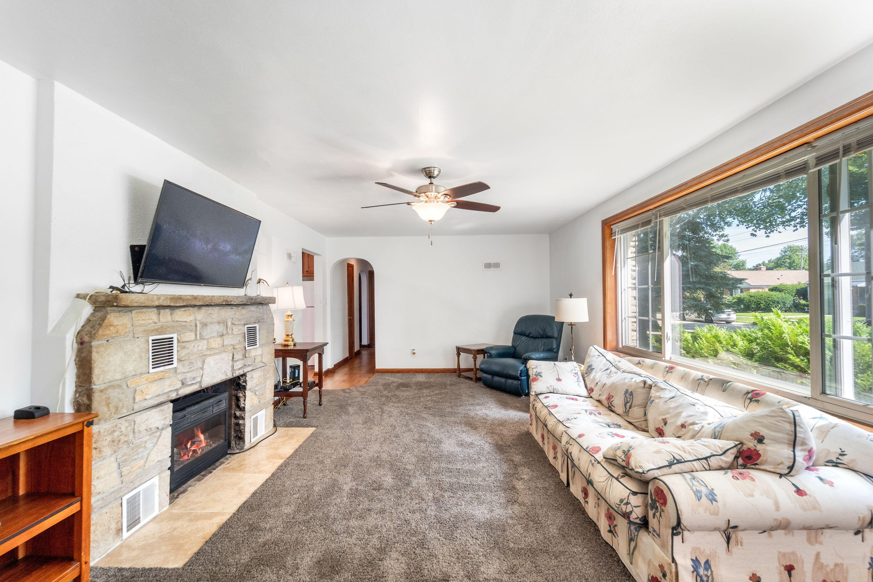 Property Photo: 5629 N Dexter Ave WI 53209