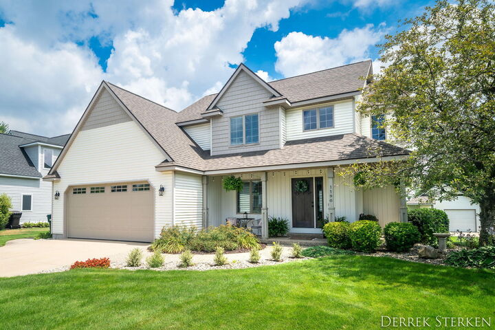 Property Photo: 1190 Mid Bluff Drive MI 49464