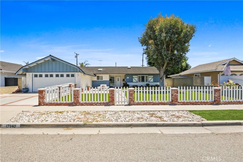 Property Photo:  17940 Oak Street  CA 92708 