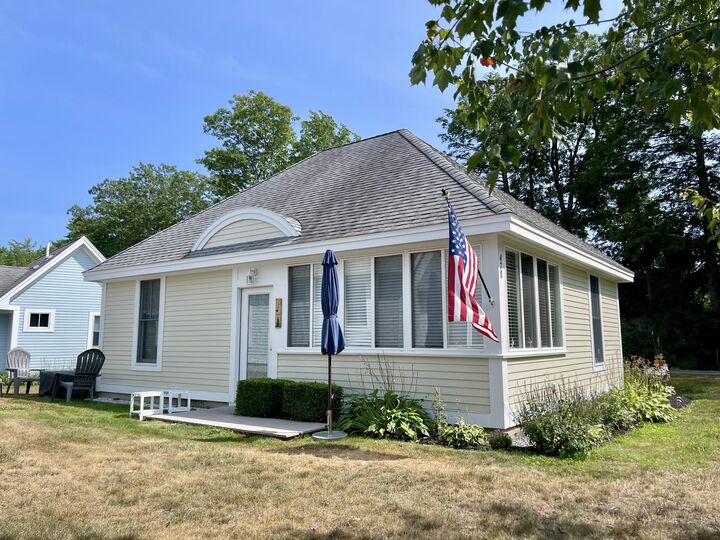 Property Photo:  454 Post Road 478  ME 04090 