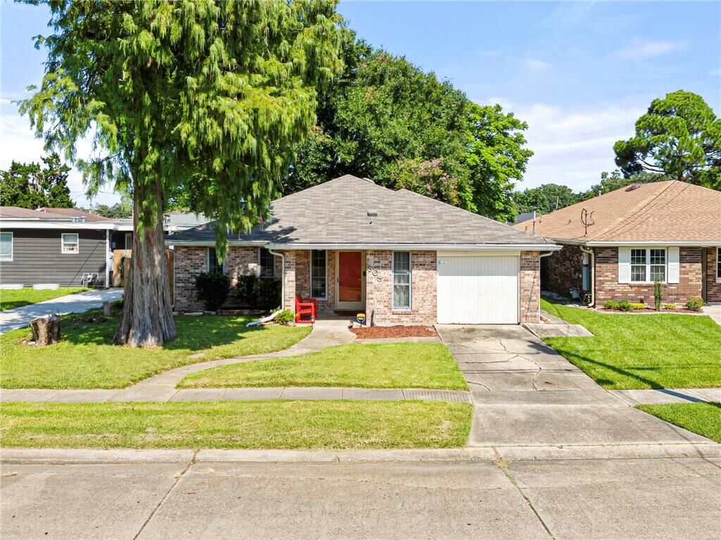 Property Photo: 1608 Fairway Street LA 70062