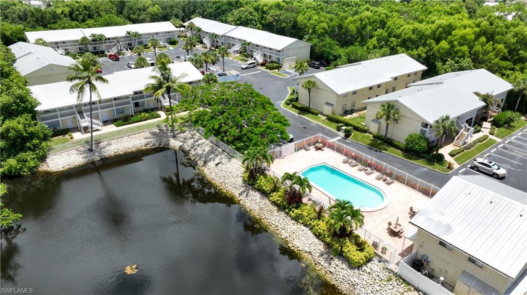 Property Photo:  4621 Bayshore Dr Q4  FL 34112 