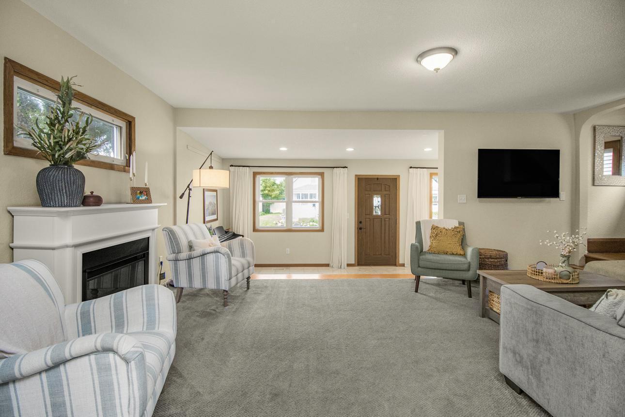 Property Photo: 533 1st Avenue S MN 55075