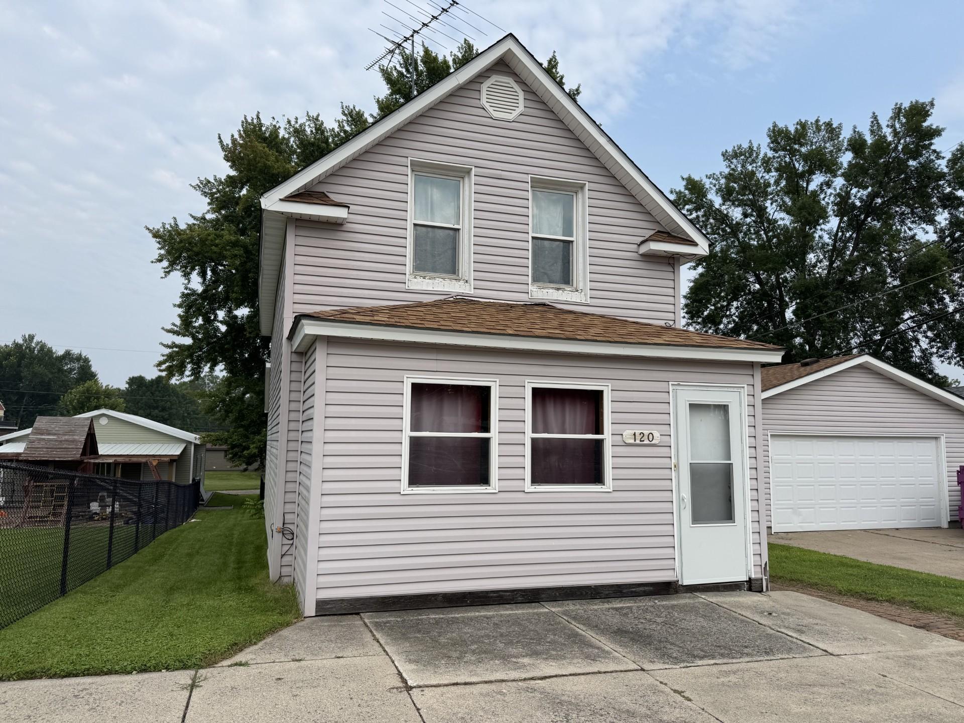 Property Photo: 120 Lake Avenue S MN 55381