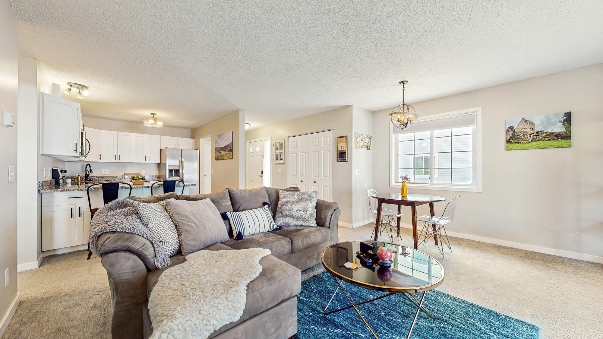 Property Photo:  4130 3rd Street NE 101  MN 55421 