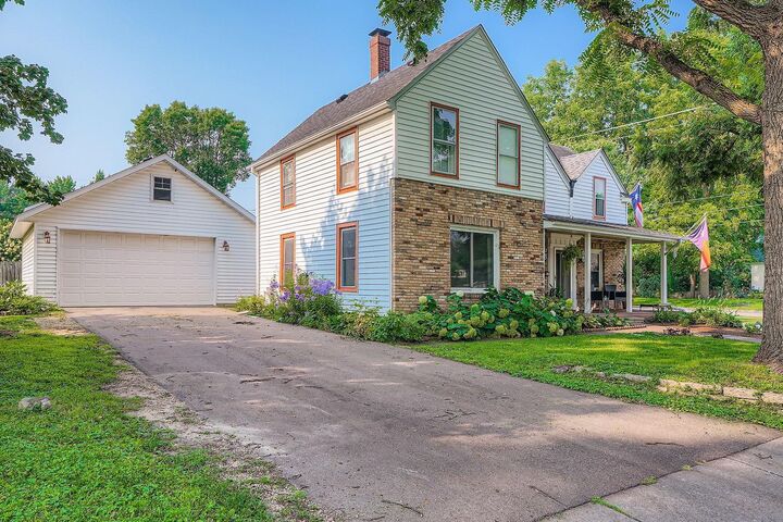 Property Photo: 735 6th Street W MN 55033