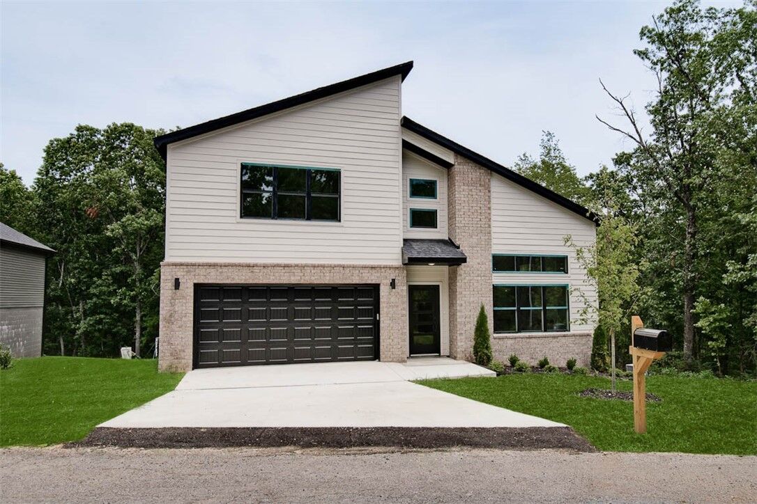 Property Photo:  13 Findhorn Lane  AR 72715 