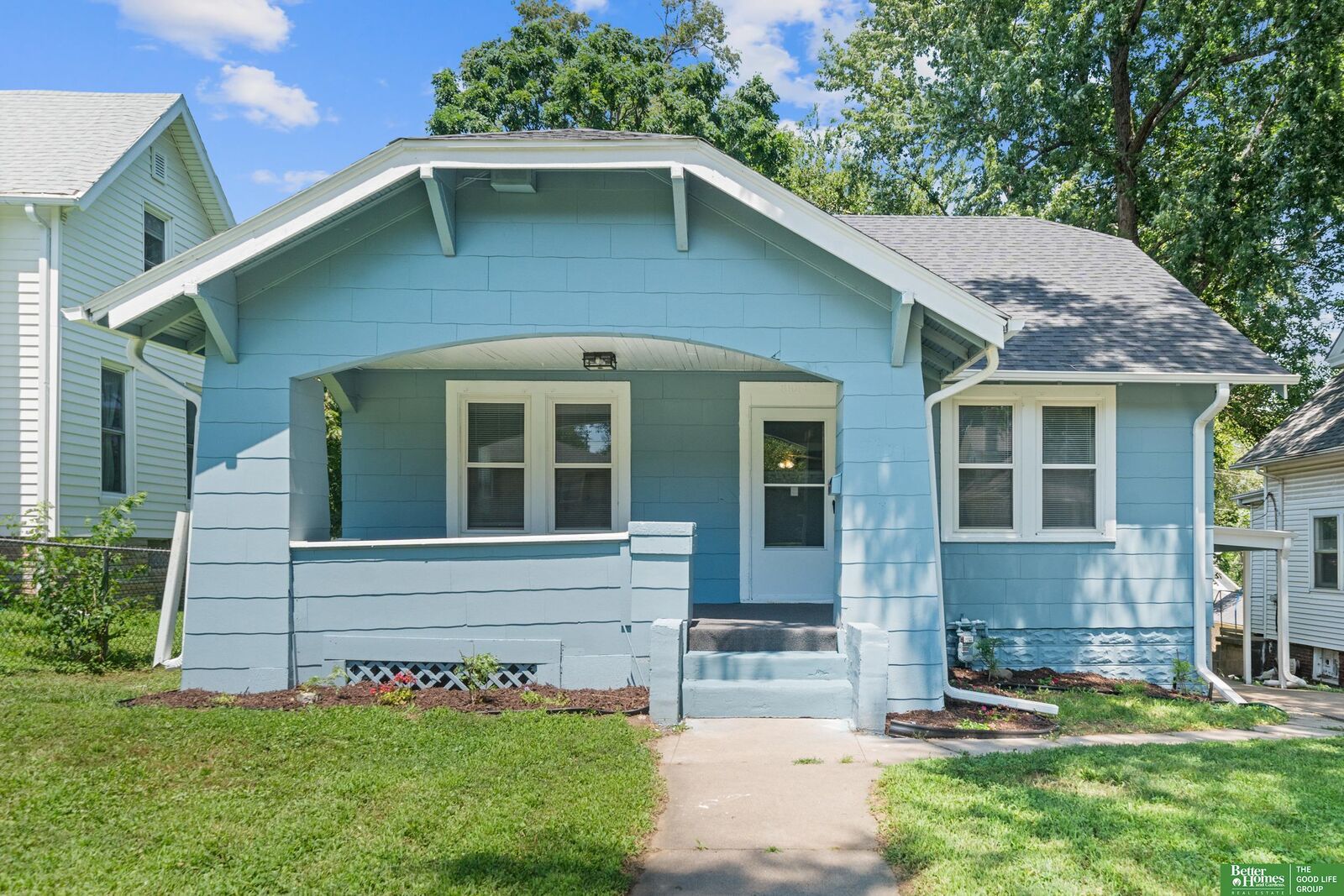 Property Photo: 3824 Seward Street NE 68111