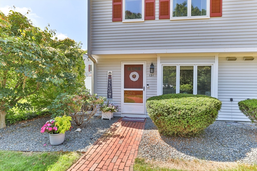 Property Photo: 174 Lowell Rd 121 MA 02649