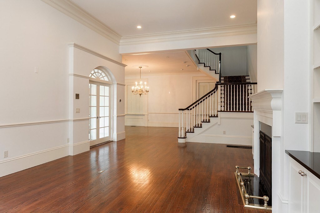 Property Photo: 6 Kirkland Place 6 MA 02138