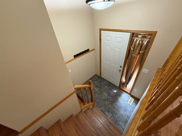 Photo de la propriété:  6224 Cypress Close  AB T4H 1M7 