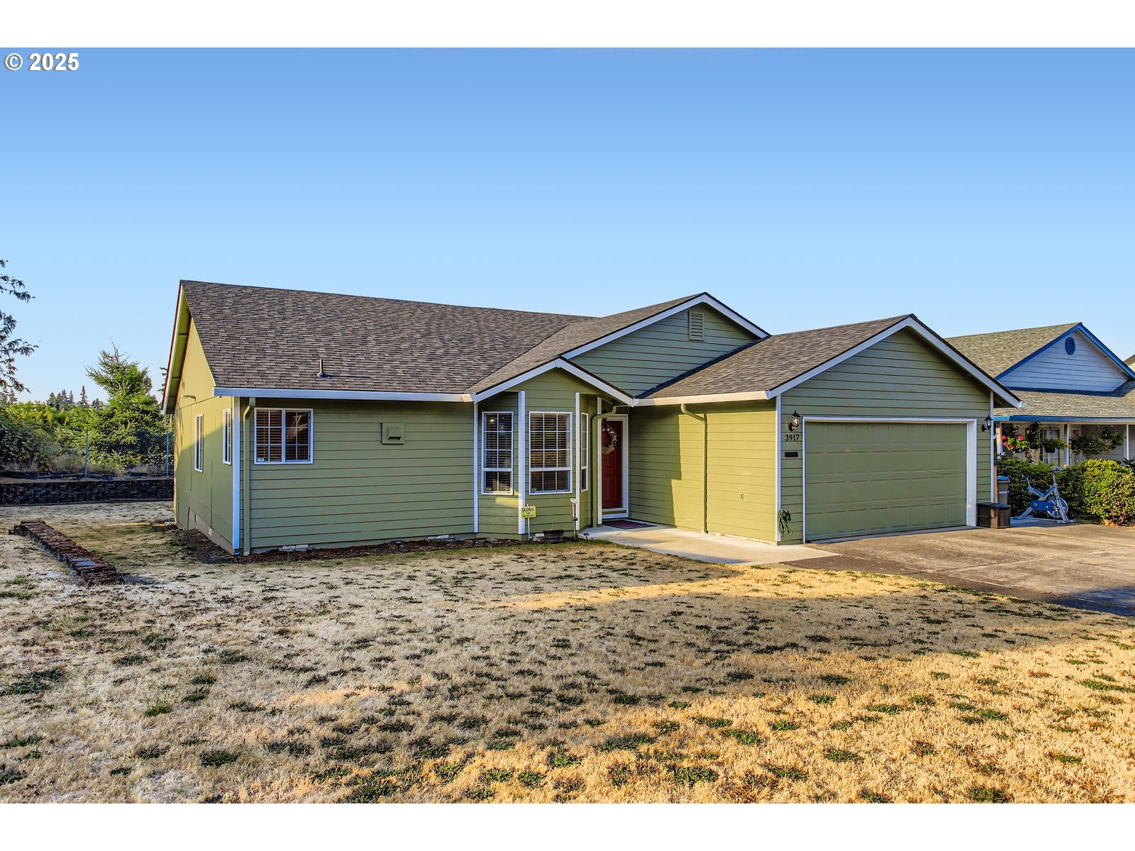 Property Photo: 3917 NE 35th Cir WA 98661