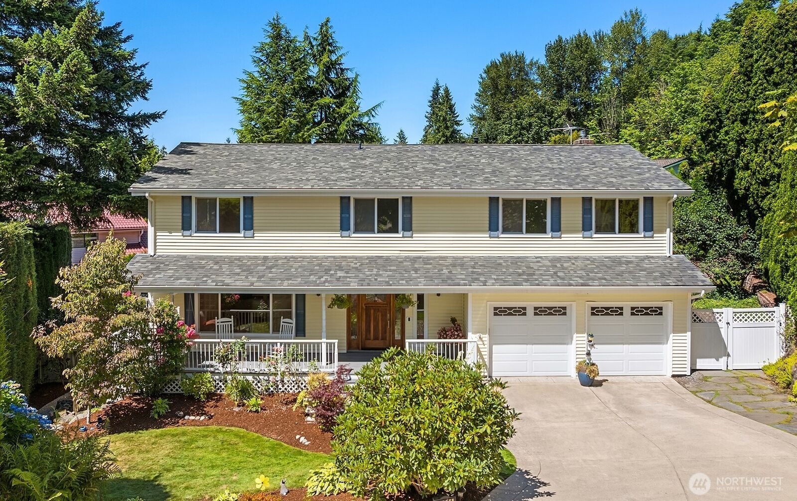 Property Photo: 13514 SE 57th Street WA 98006