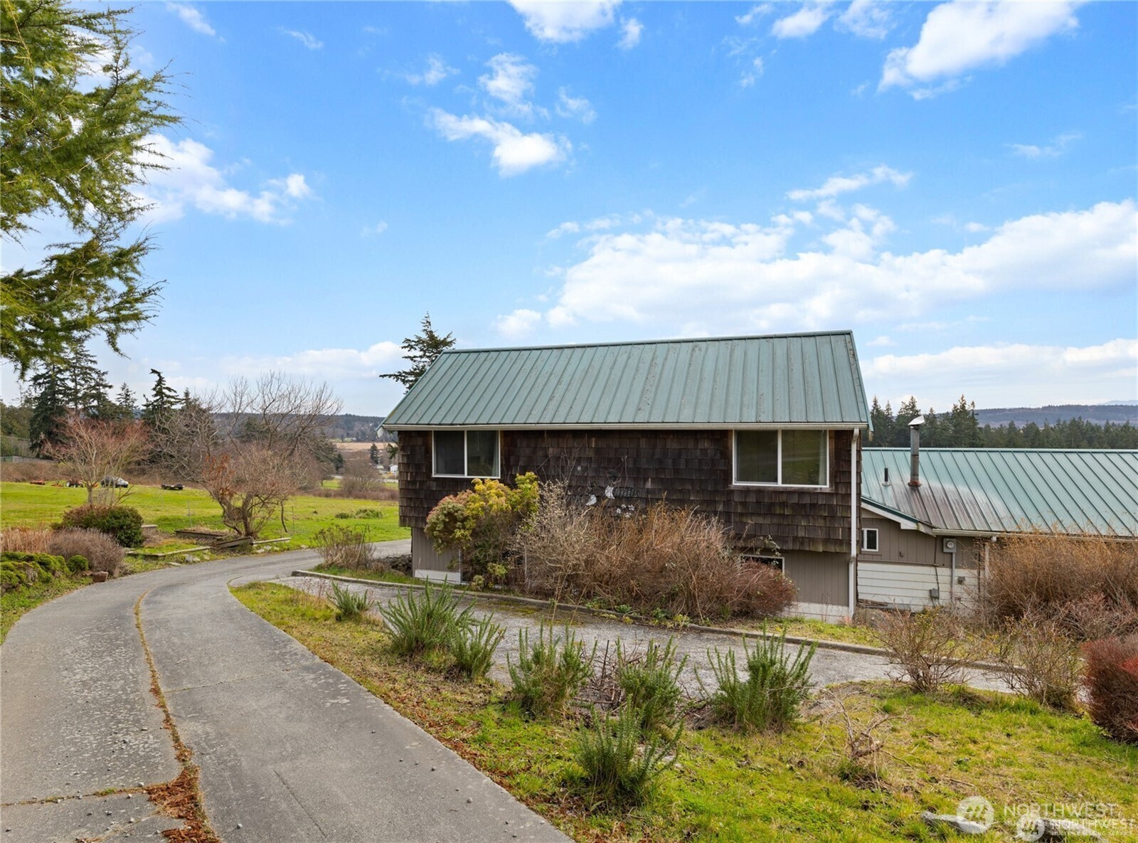 Property Photo:  486 W Henni Road  WA 98277 