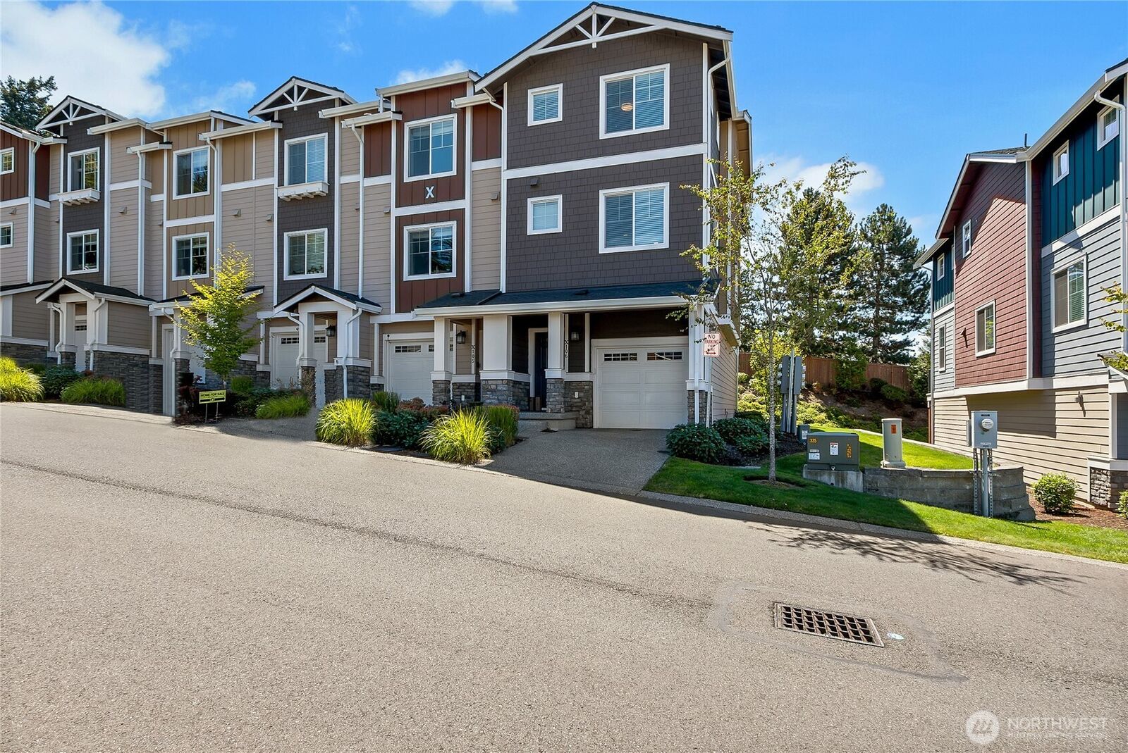 Property Photo: 22328 88th Way S X106 WA 98031