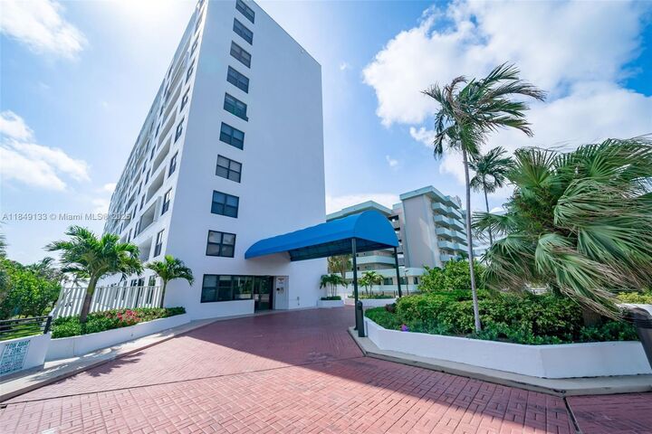 Property Photo: 1500 N Ocean Blvd 603 FL 33062