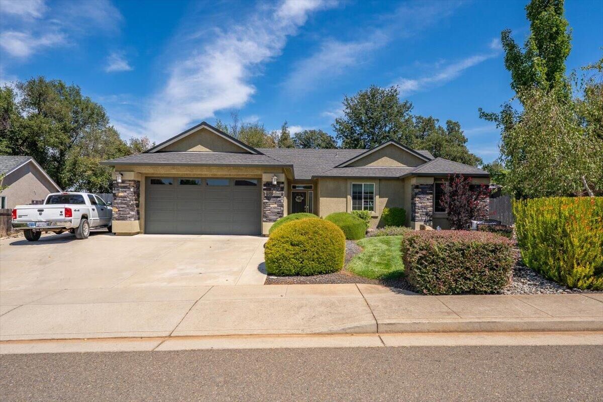 Property Photo:  20306 Mulholland Ridge Drive  CA 96007 