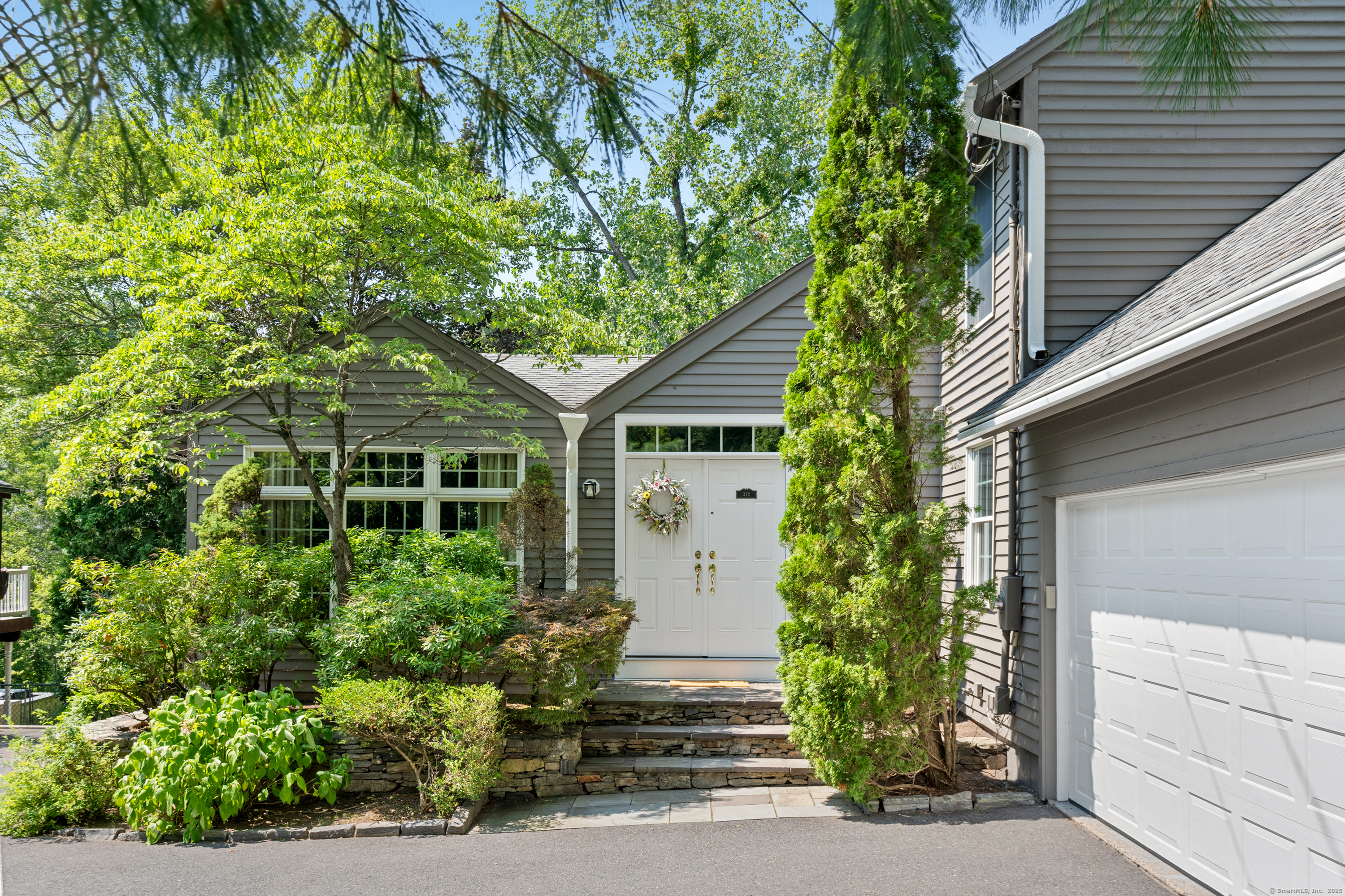 Property Photo: 322 Tunxis Road CT 06107
