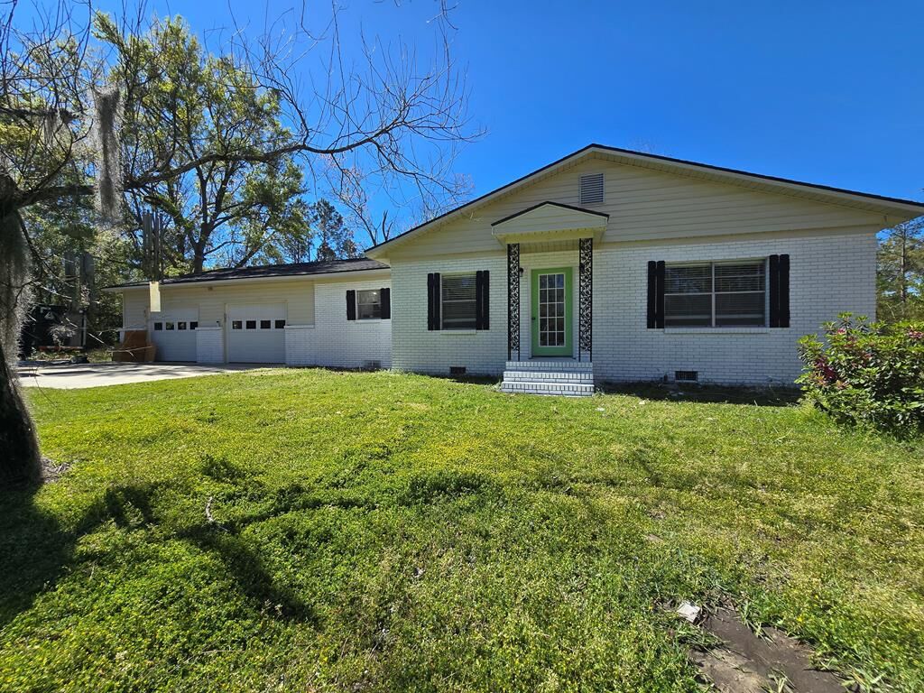 Property Photo:  571 Hwy 37  GA 31635