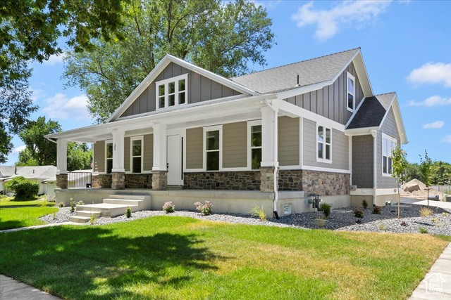 Property Photo: 21 N 100 W 3 UT 84025