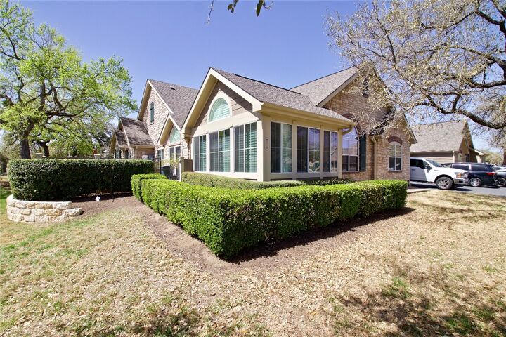 30 Wildwood Drive 223  Georgetown TX 78633 photo