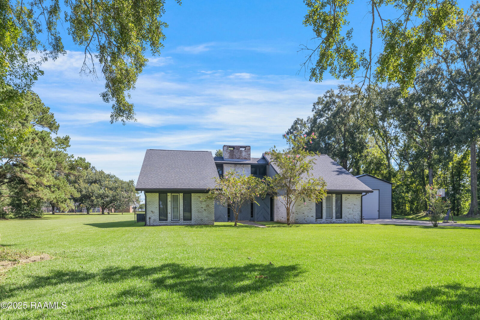 Property Photo: 517 Interlaken Drive LA 70563