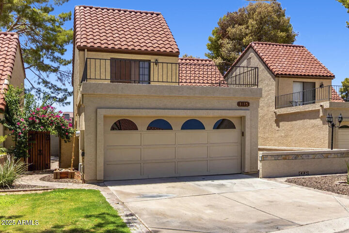 Property Photo:  1615 E Redmon Drive  AZ 85283 