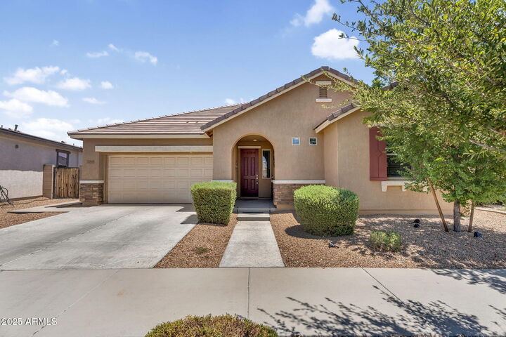 Property Photo:  22614 E Via Las Brisas --  AZ 85142 