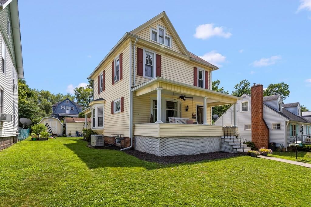 Property Photo: 121 Banning Ave OH 44805