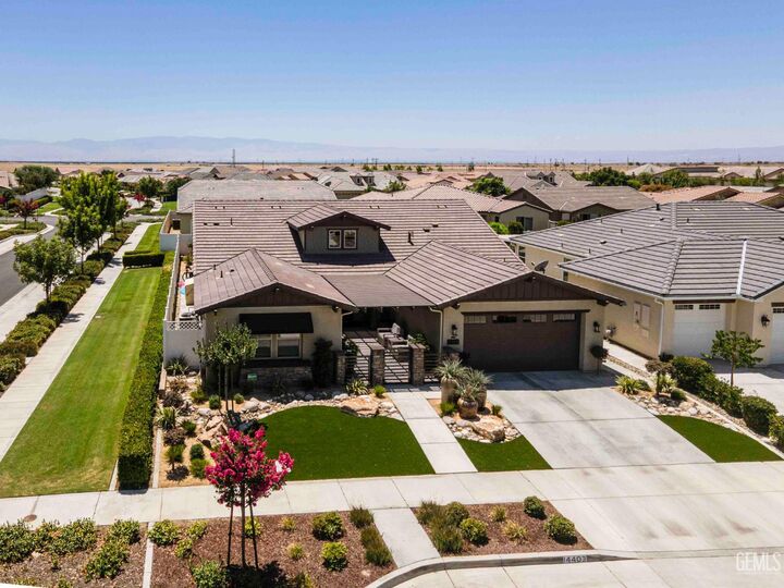 Property Photo:  14403 Utica Way  CA 93311 