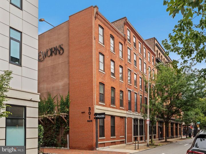 Property Photo:  301 Race Street 112  PA 19106 