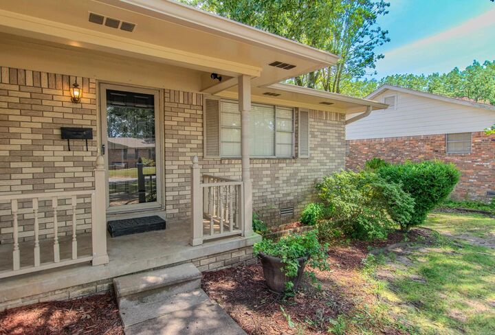 Property Photo:  5820 Greenhurst Drive  AR 72116 