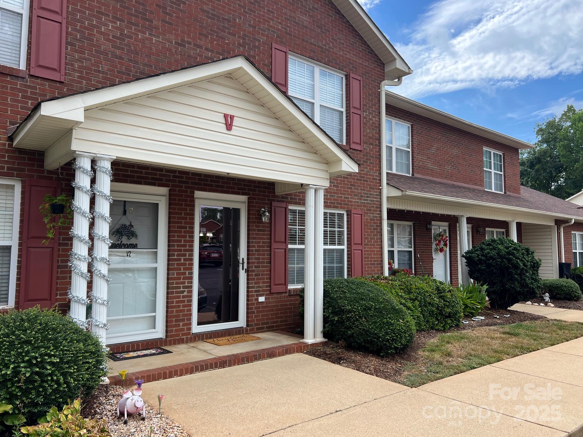 Property Photo: 102 Brandywine Drive NE NC 28613