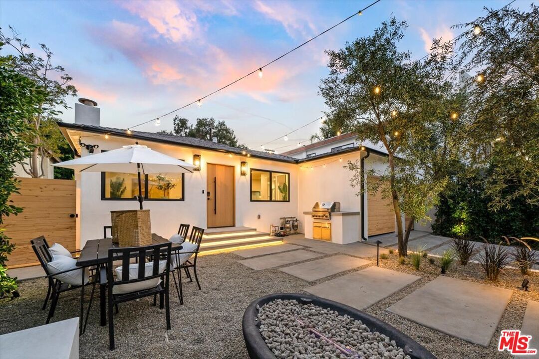 1027 Pleasantview Ave  Venice CA 90291 photo