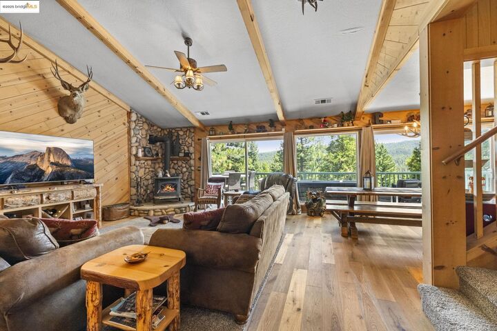 Property Photo: 29699 Butte Court CA 95335