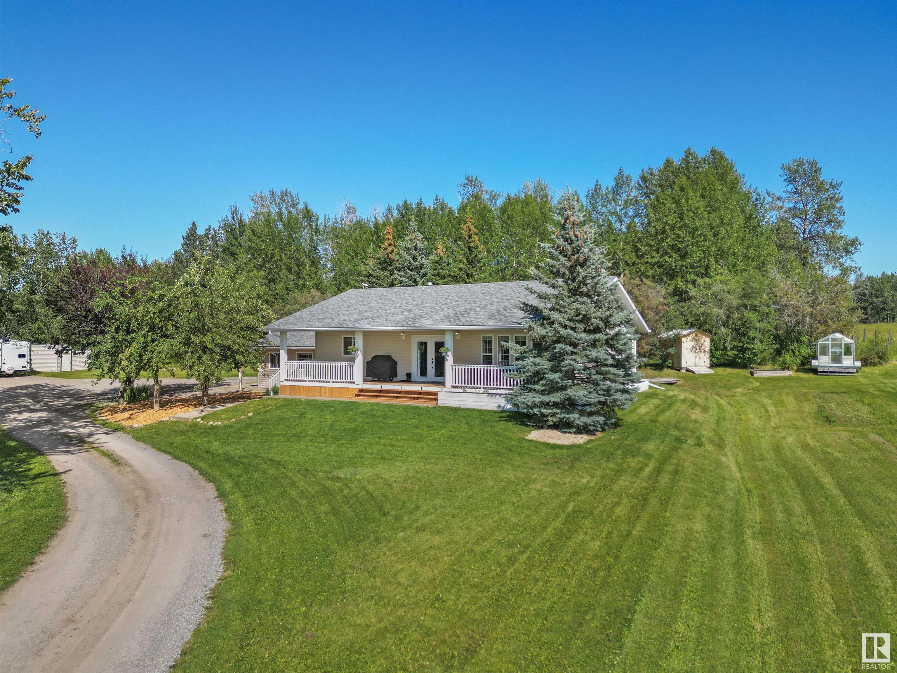 111 6st SW  Rural Wetaskiwin County AB T0C 0A0 photo