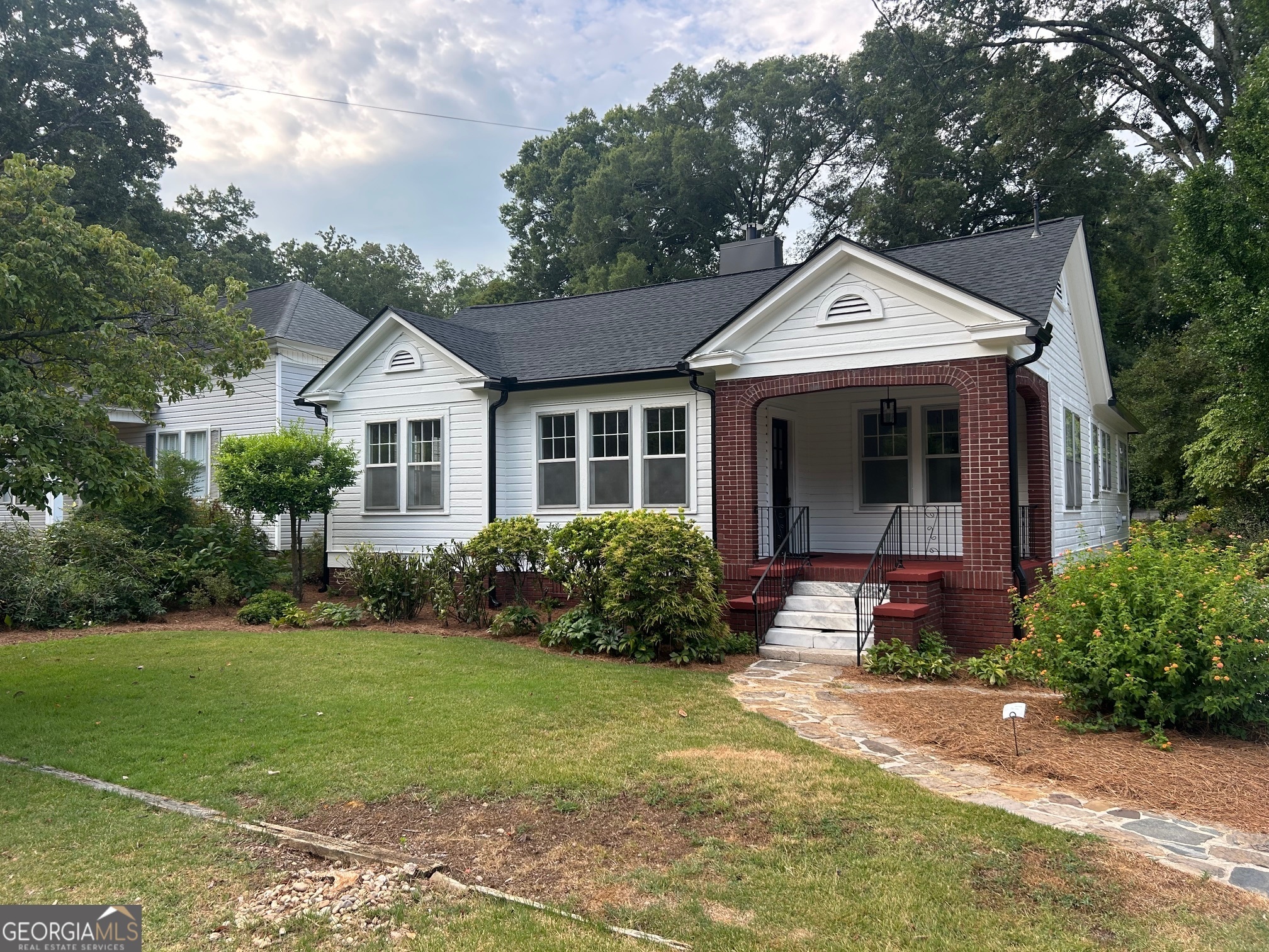 Property Photo:  418 E 8th Street SE  GA 30161 