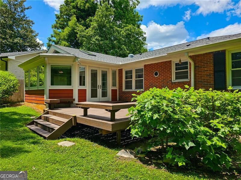 Property Photo:  2461 Woodridge Drive  GA 30033 