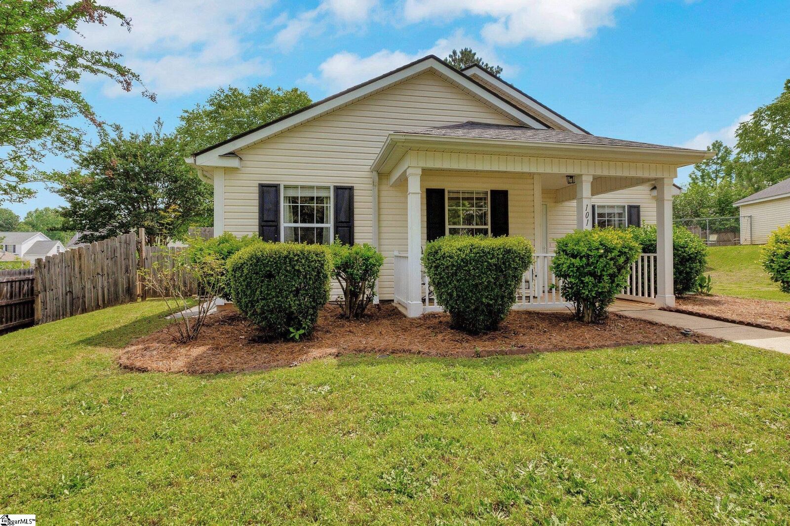 Property Photo:  101 Beauregard Court  SC 29651 