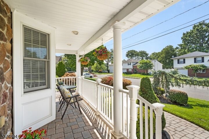 Property Photo:  11 Oleander Way  NJ 07066 
