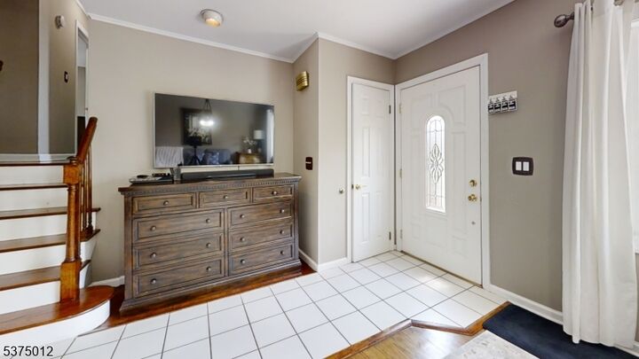 Property Photo:  827 Savitt Pl  NJ 07083 