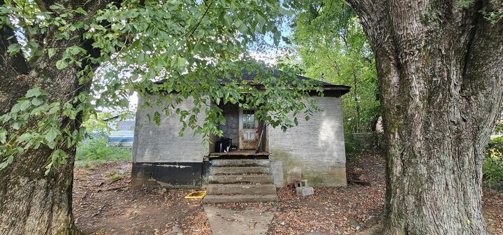 Property Photo:  804 Nixon Street  KY 42533 