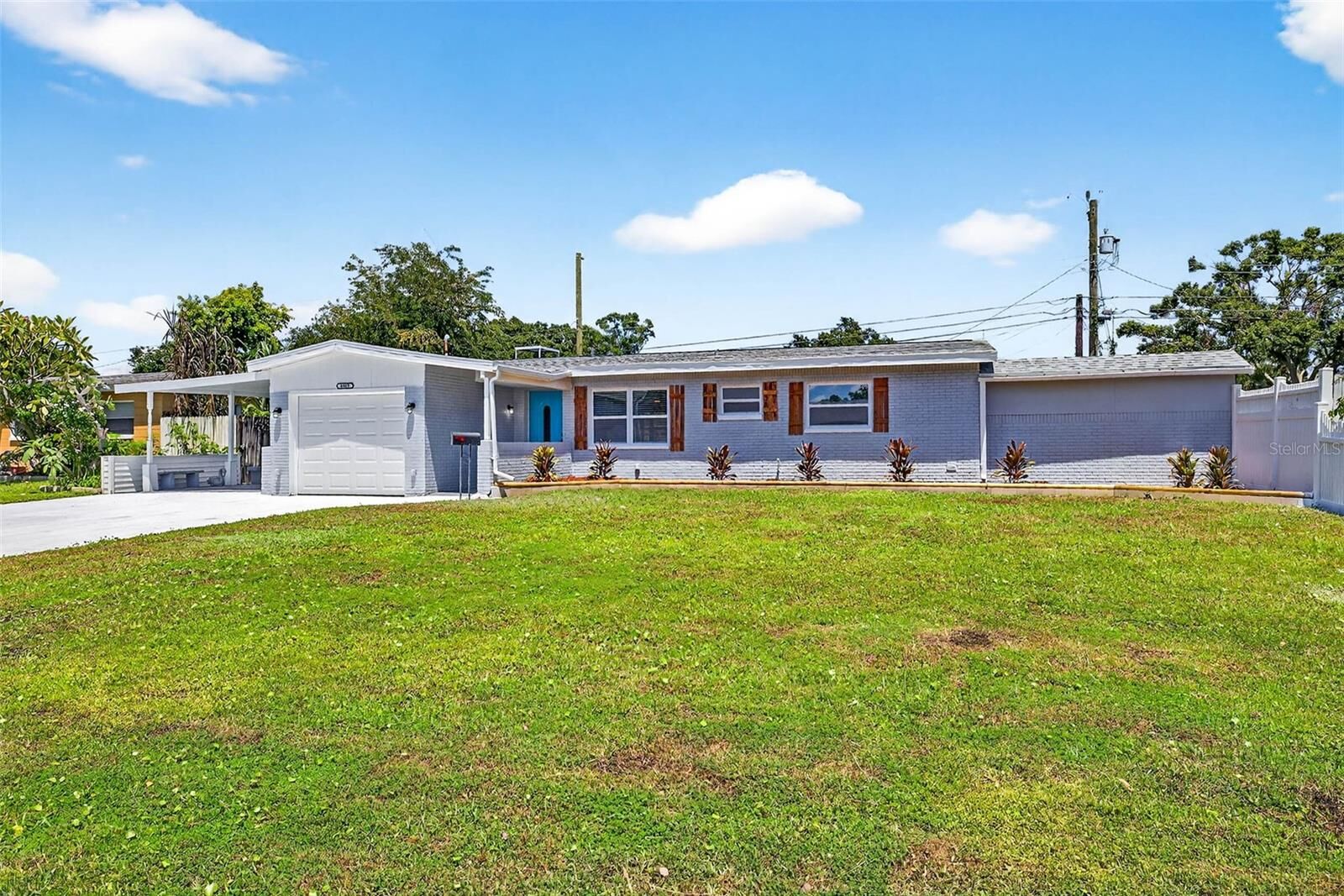 Property Photo:  6965 21st Street N  FL 33702 