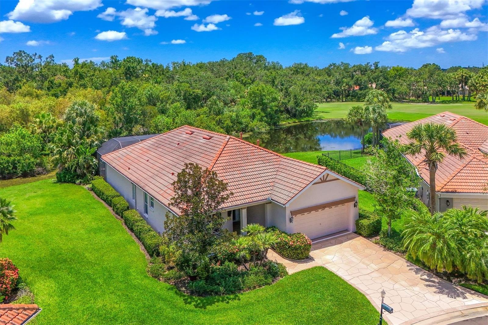 Property Photo: 604 Misty Pond Court FL 34212
